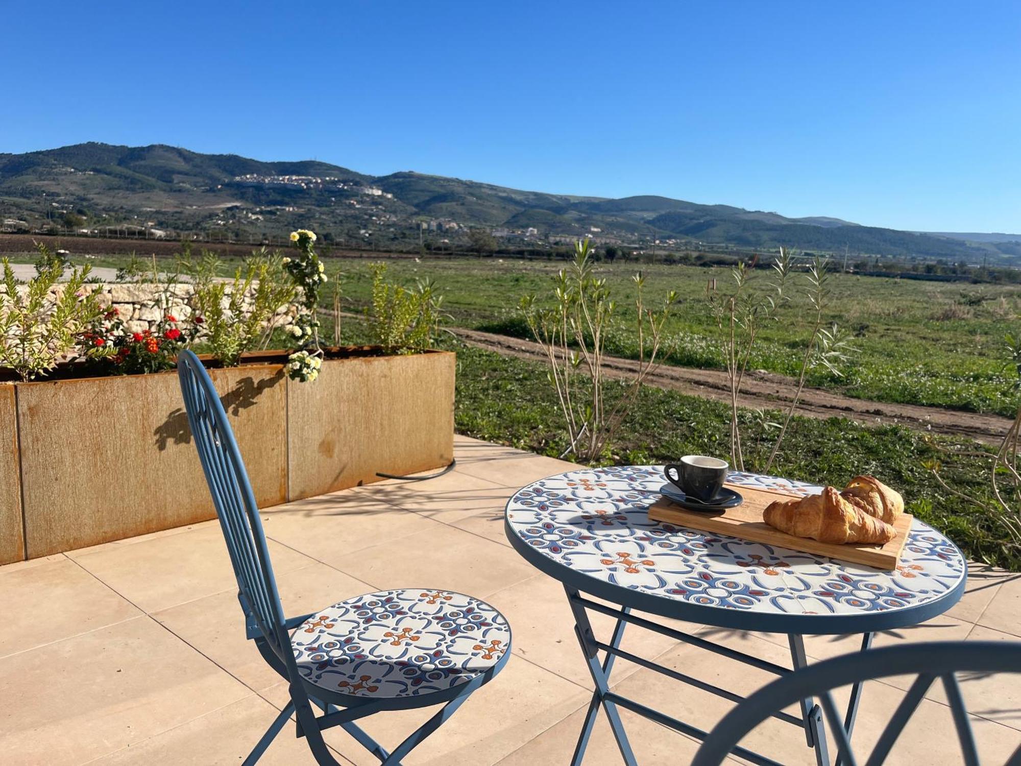 La Bella Vita Agriturismo キアラモンテ・グルフィ エクステリア 写真